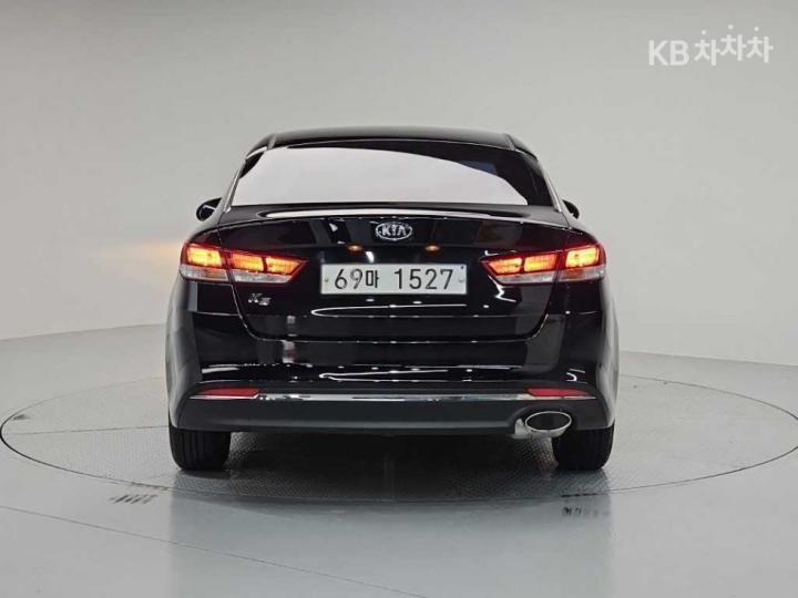 Kia K5 — miniaturë 3