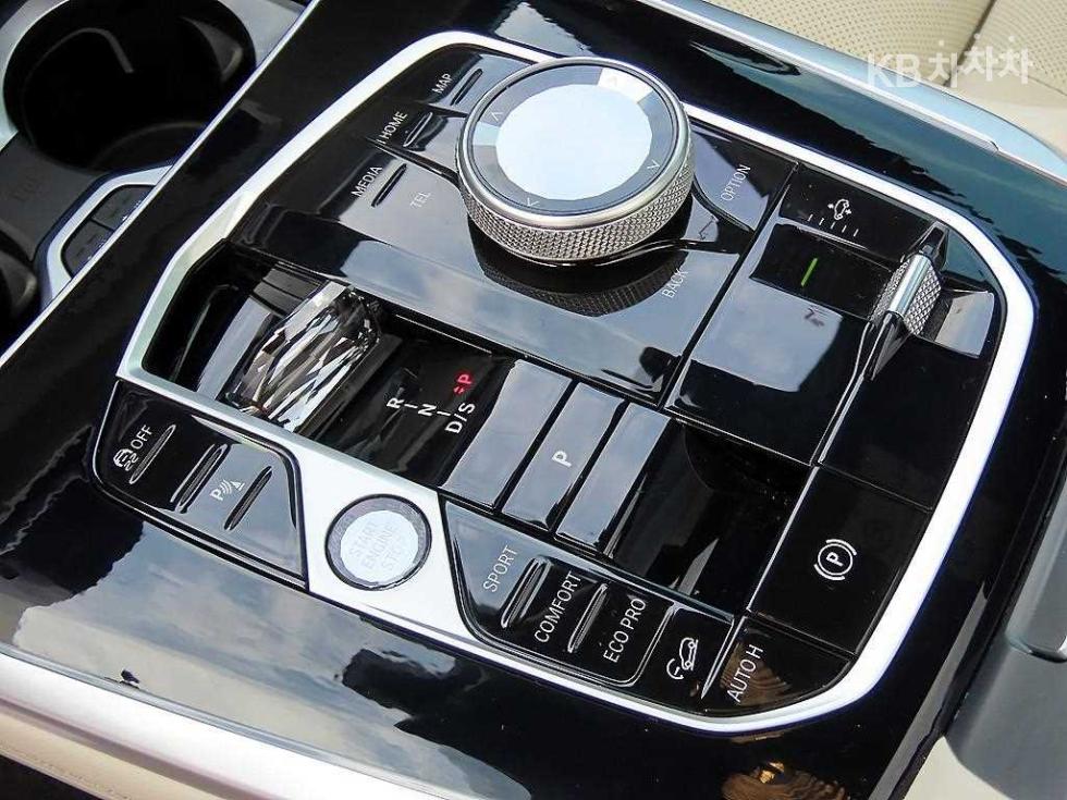 BMW X7 — miniaturë 11