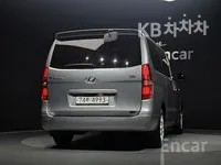 Hyundai Starex — miniaturë 5