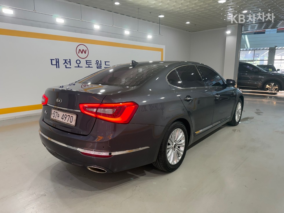 Kia K7 — miniaturë 5
