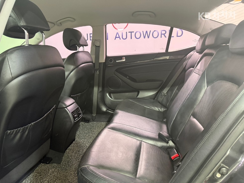 Kia K7 — miniaturë 8