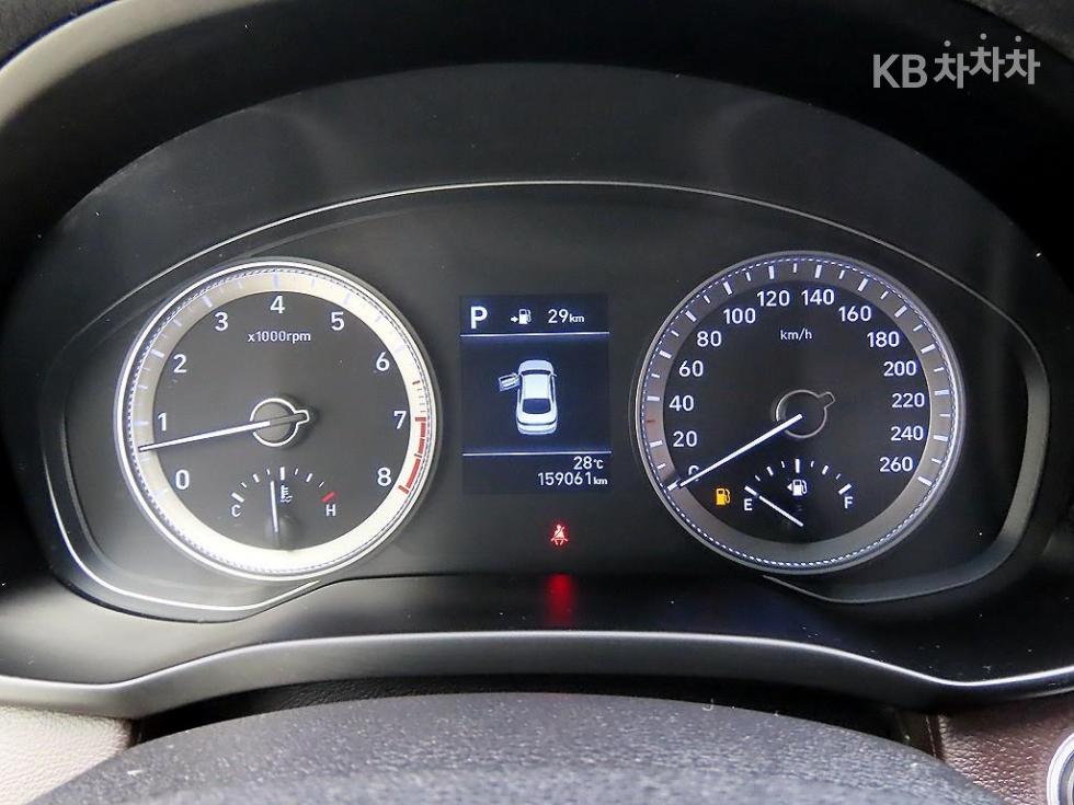 Hyundai Grandeur — miniaturë 9
