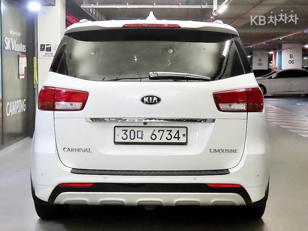 Kia Carnival — miniaturë 5