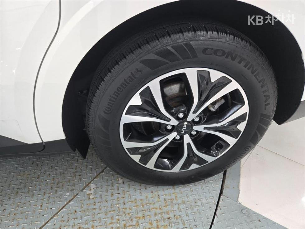 Kia Carnival — miniaturë 10