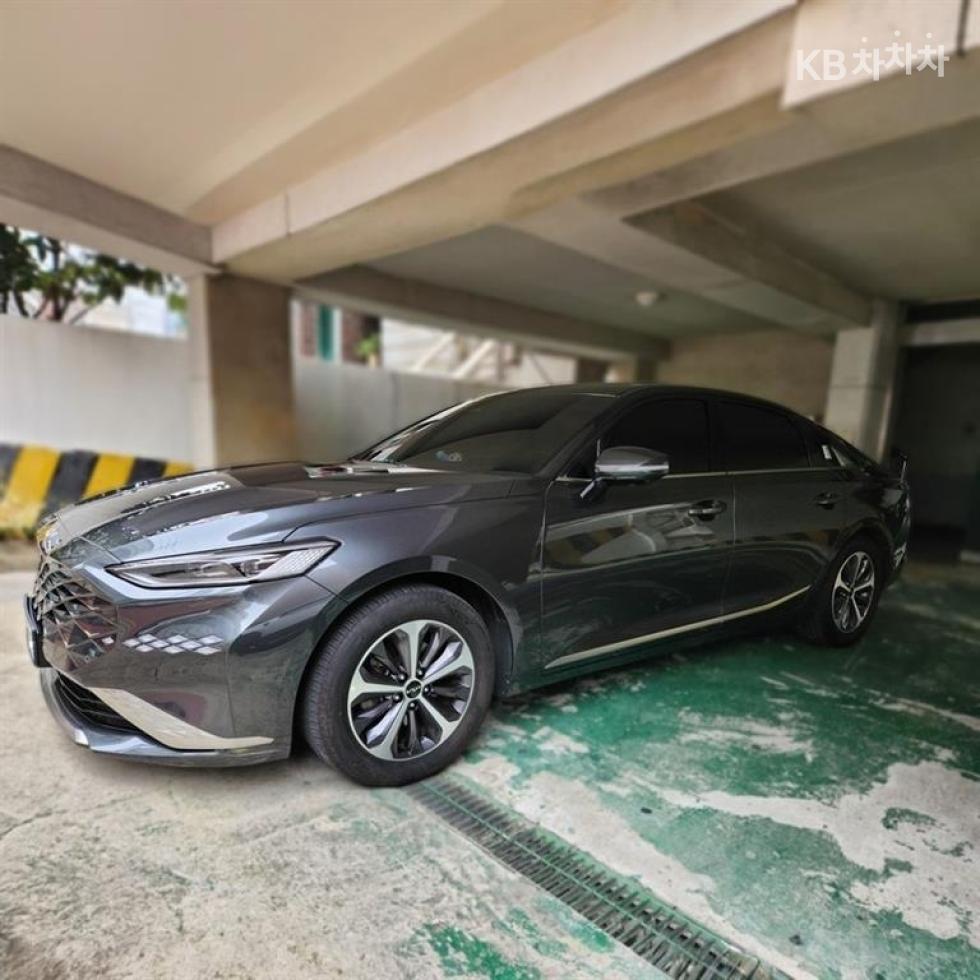 Kia K8