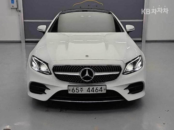 Mercedes-Benz E-klasse — miniaturë 2