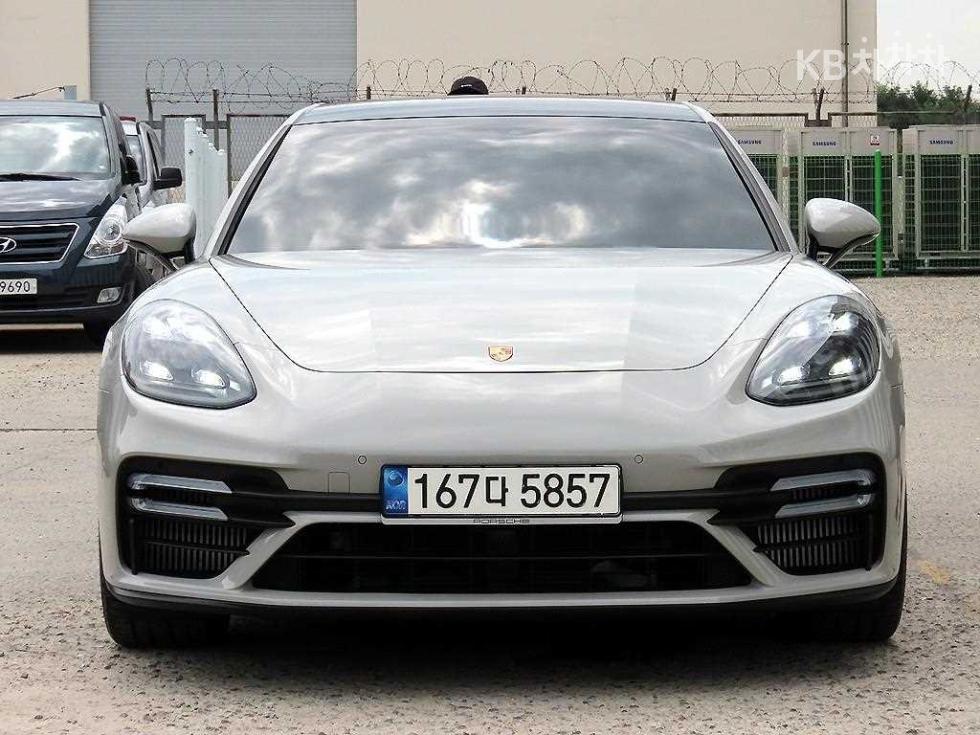 Porsche Панамера