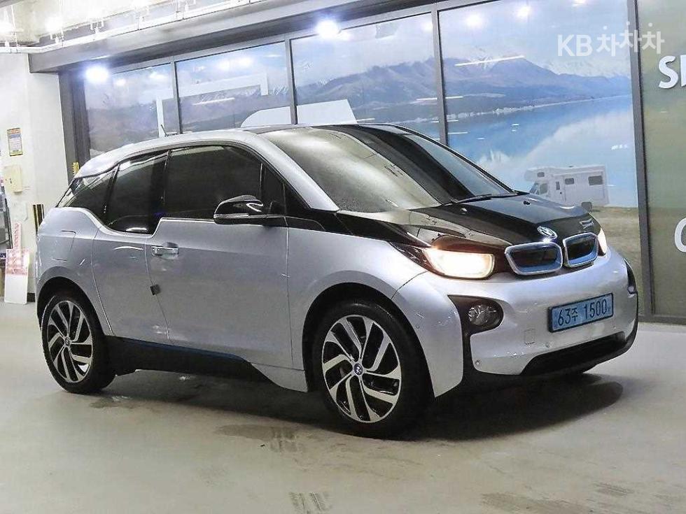 بي إم دبليو i3