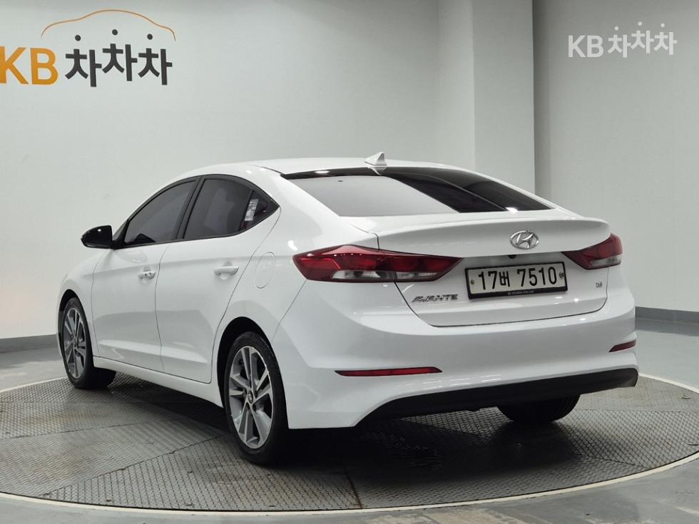 Hyundai Elantra — miniaturë 2