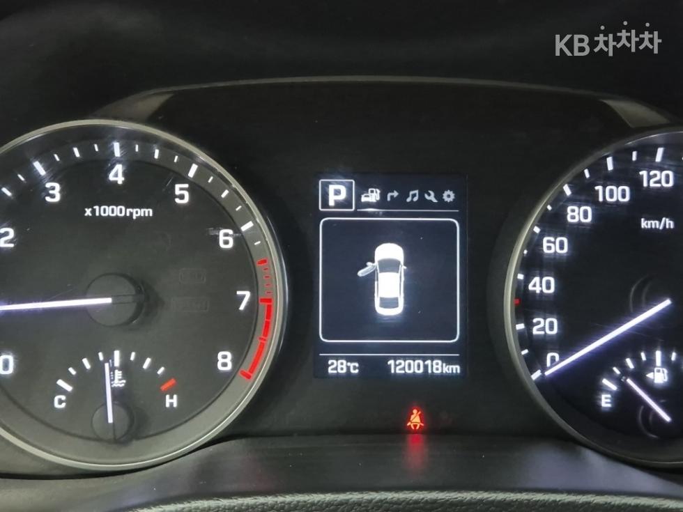 Hyundai Elantra — miniaturë 6
