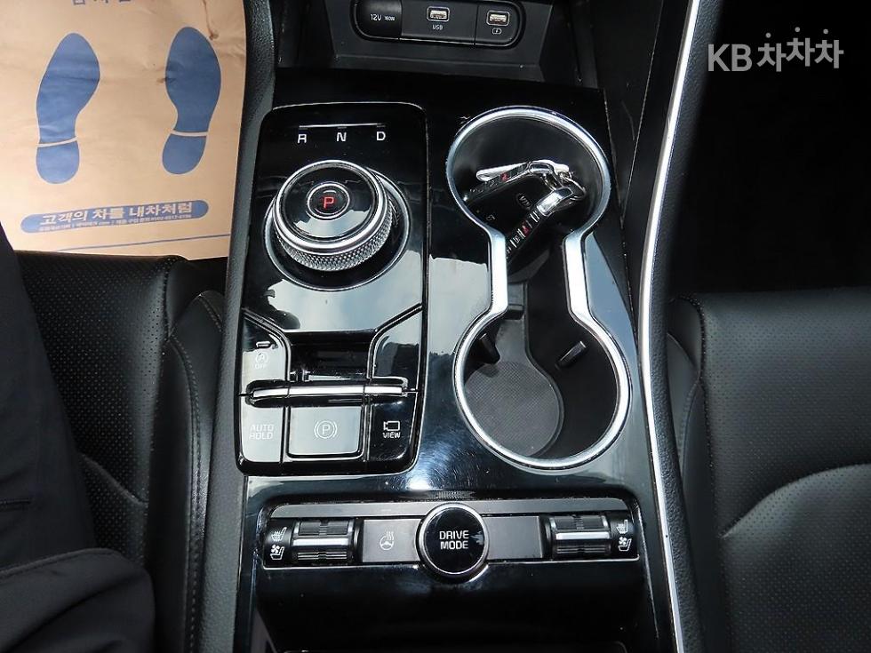 Kia K5 — miniaturë 10