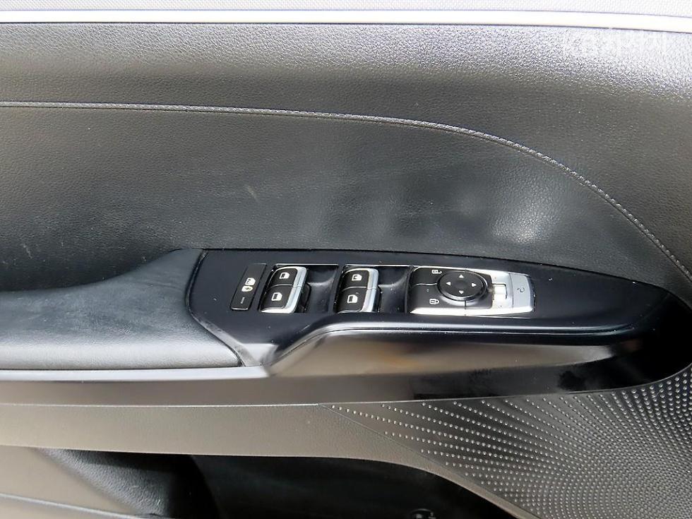 Kia K5 — miniaturë 11