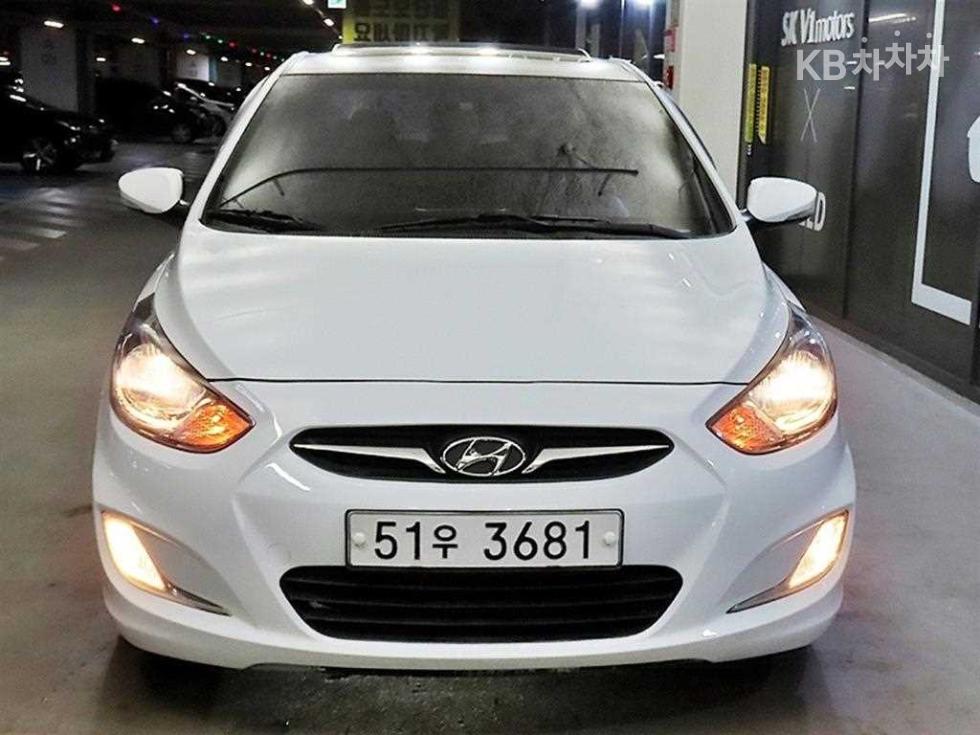 Hyundai Accent — miniaturë 2