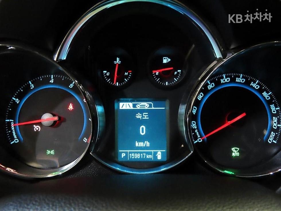 Chevrolet Cruze — miniaturë 9