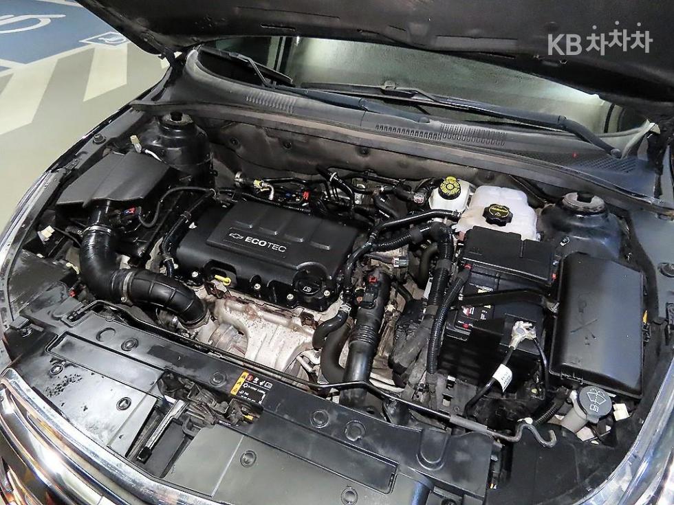 Chevrolet Cruze — miniaturë 17