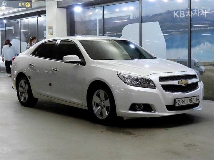 Chevrolet Malibu 2.0 lt deluxe pack — foto 1