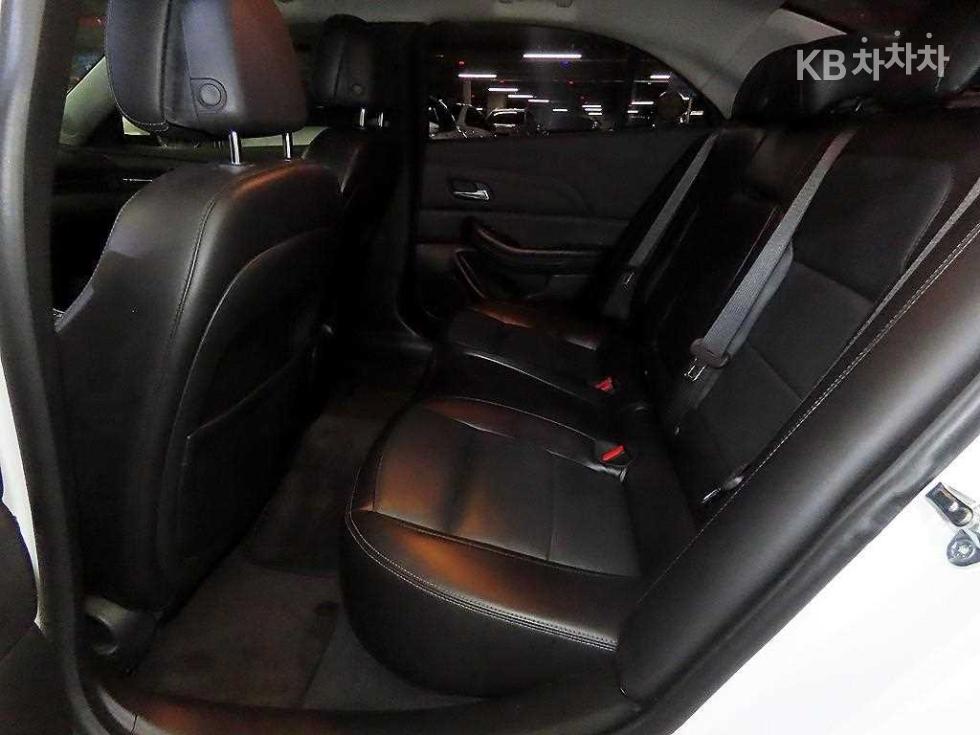Chevrolet Malibu — miniaturë 7