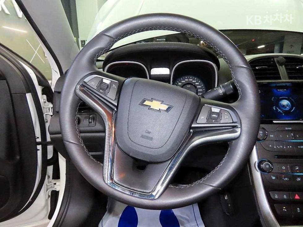 Chevrolet Malibu — miniaturë 8