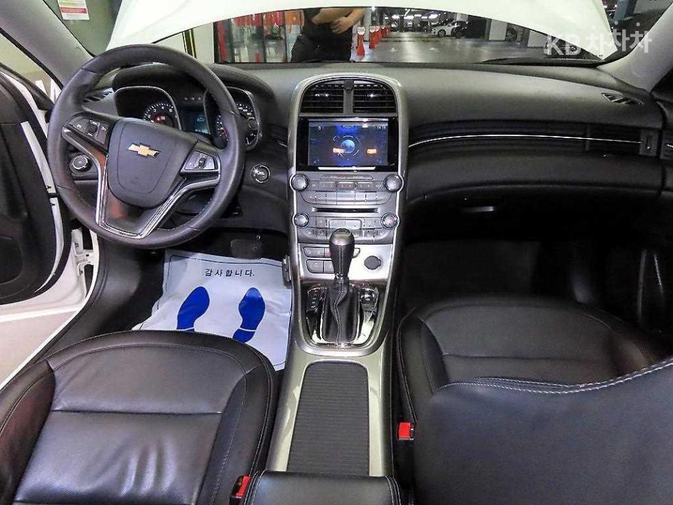 Chevrolet Malibu — miniaturë 10