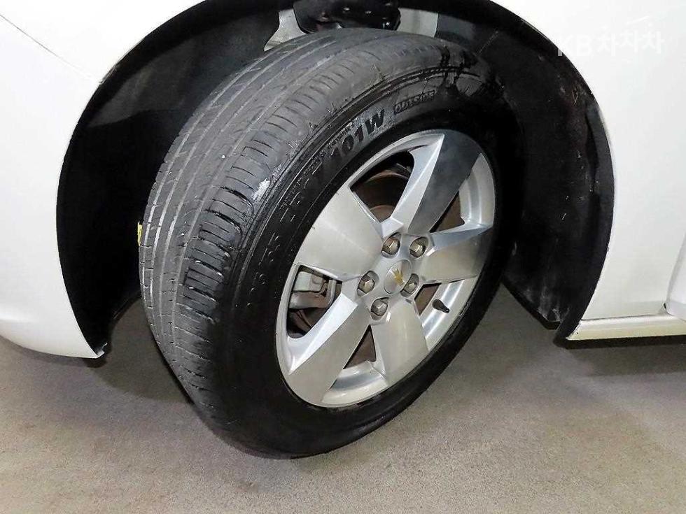 Chevrolet Malibu — miniaturë 19