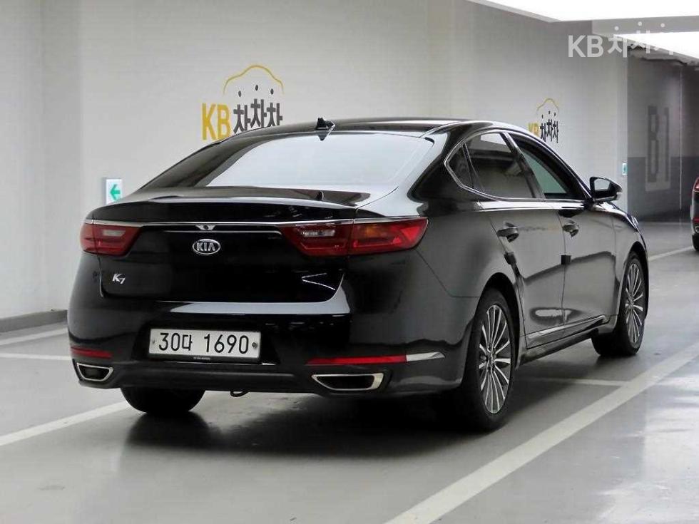 Kia K7 — miniaturë 4