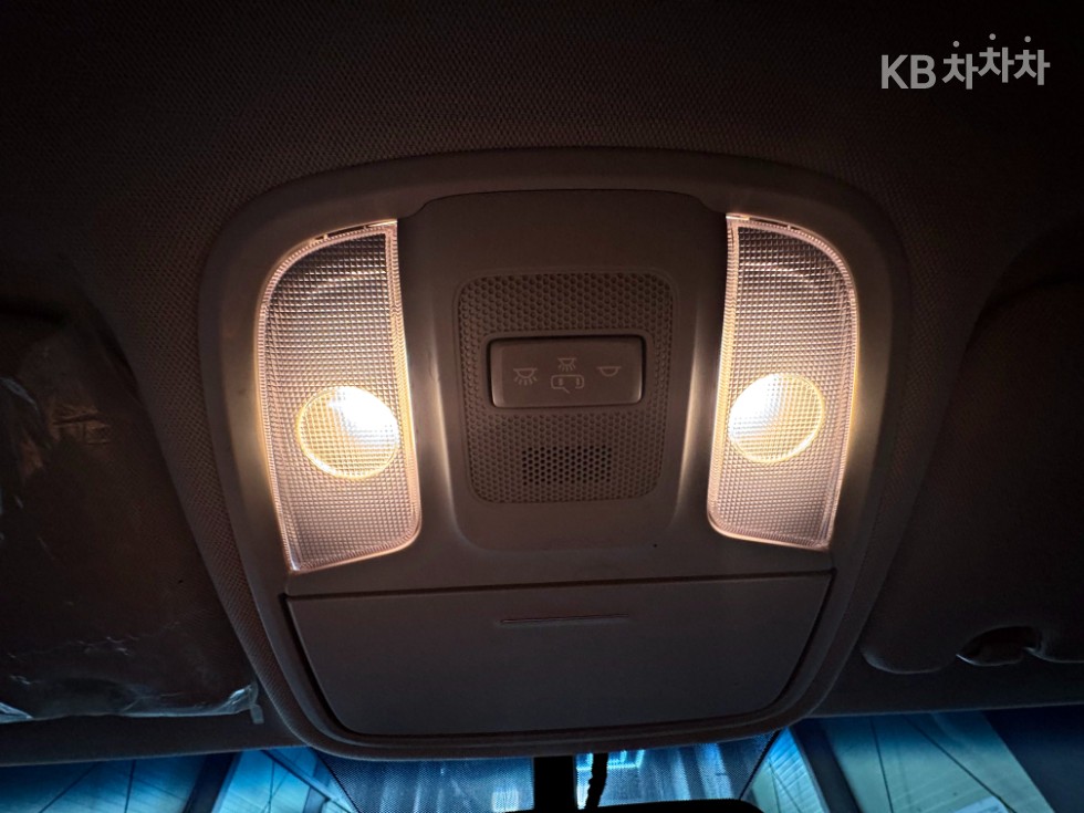 Kia K5 — miniaturë 22