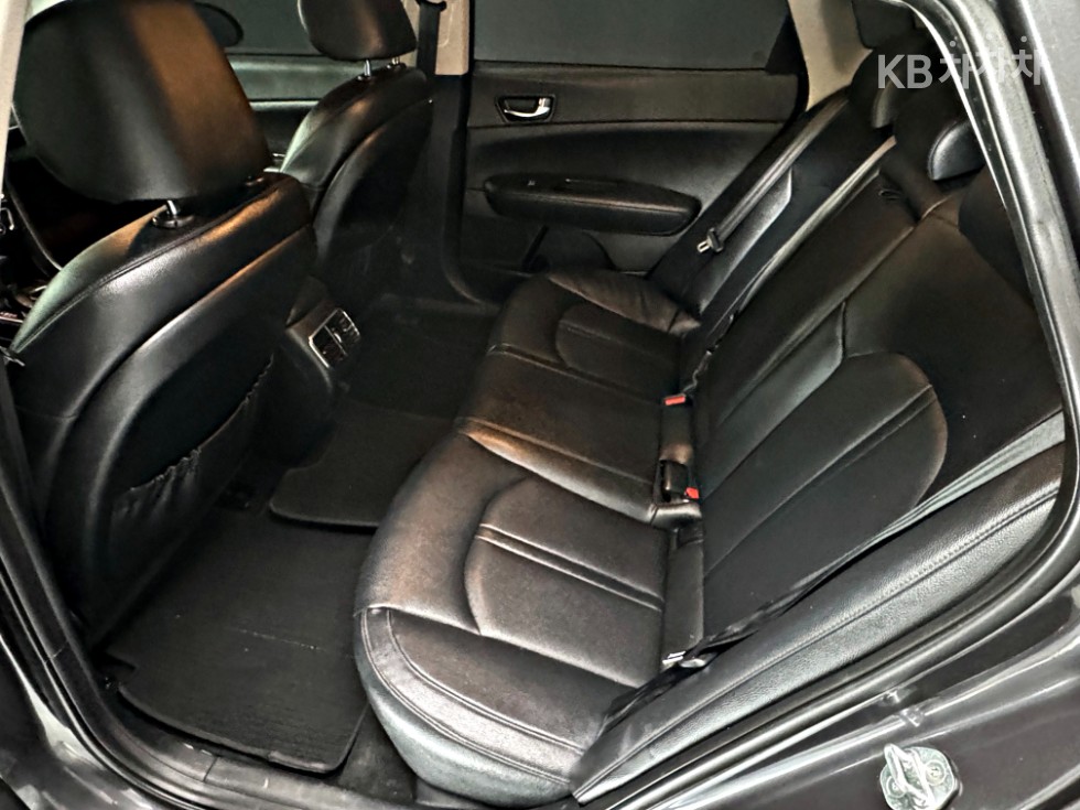 Kia K5 — miniaturë 14