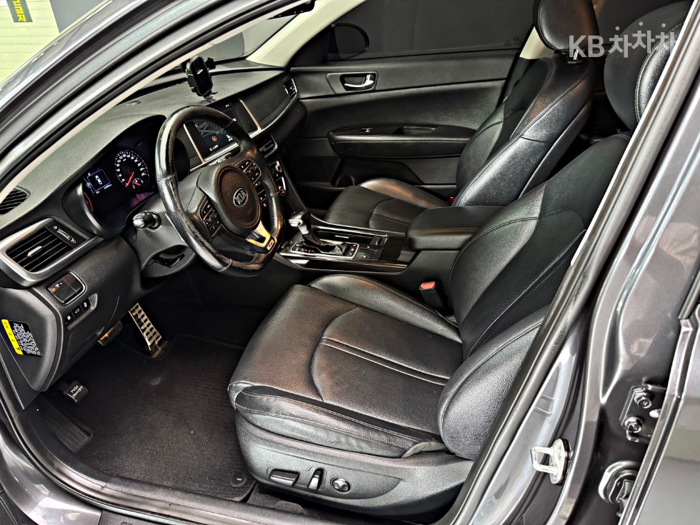 Kia K5 — miniaturë 12