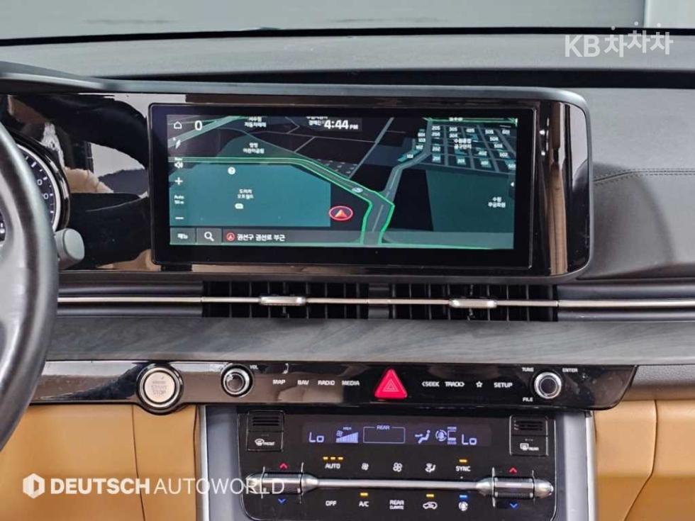 Kia Carnival — miniaturë 14