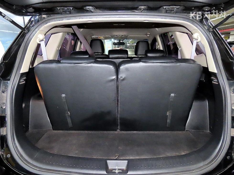 Kia Carens — miniaturë 17