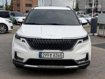 Kia Carnival Diesel 9-Seater Noblesse — foto 1
