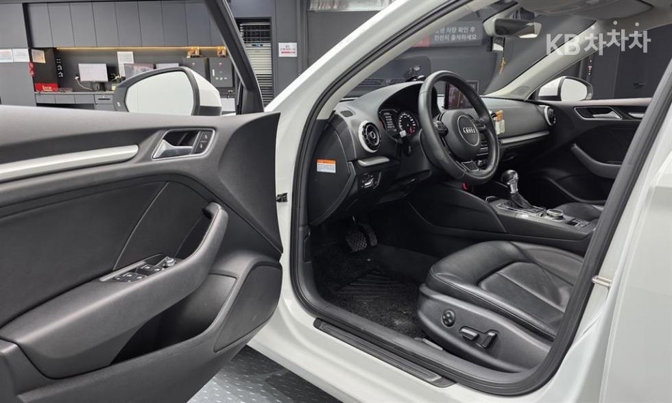 Audi A3 — miniaturë 12