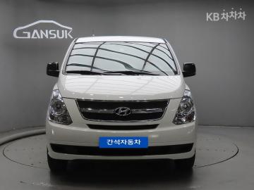 Hyundai Starex 5인승 밴 CVX — foto 1