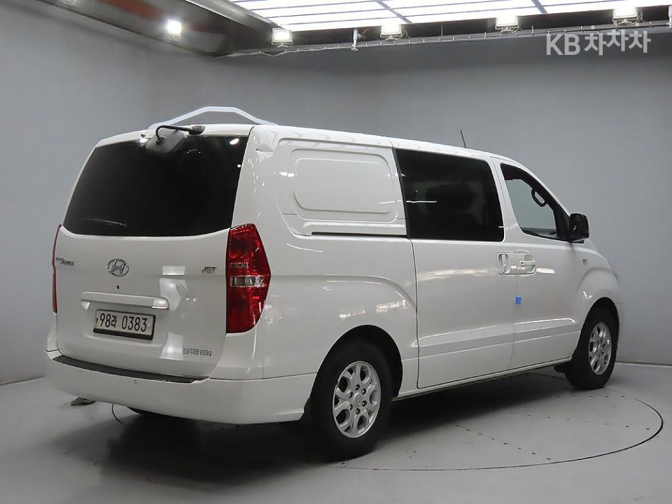 Hyundai Starex — miniaturë 4