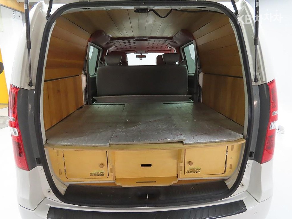 Hyundai Starex — miniaturë 8