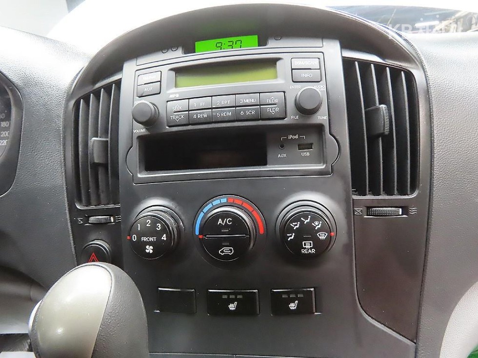 Hyundai Starex — miniaturë 16