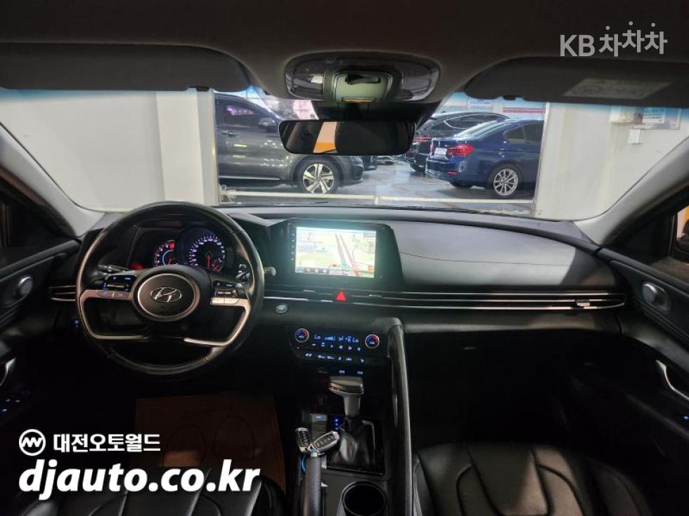 Hyundai Avante — miniaturë 8