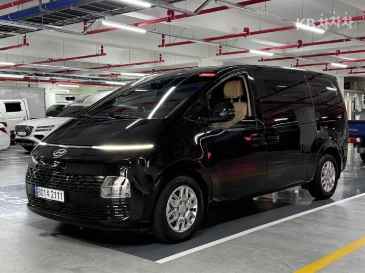 Hyundai Staria 3.5 lpg  3  mordern — foto 1