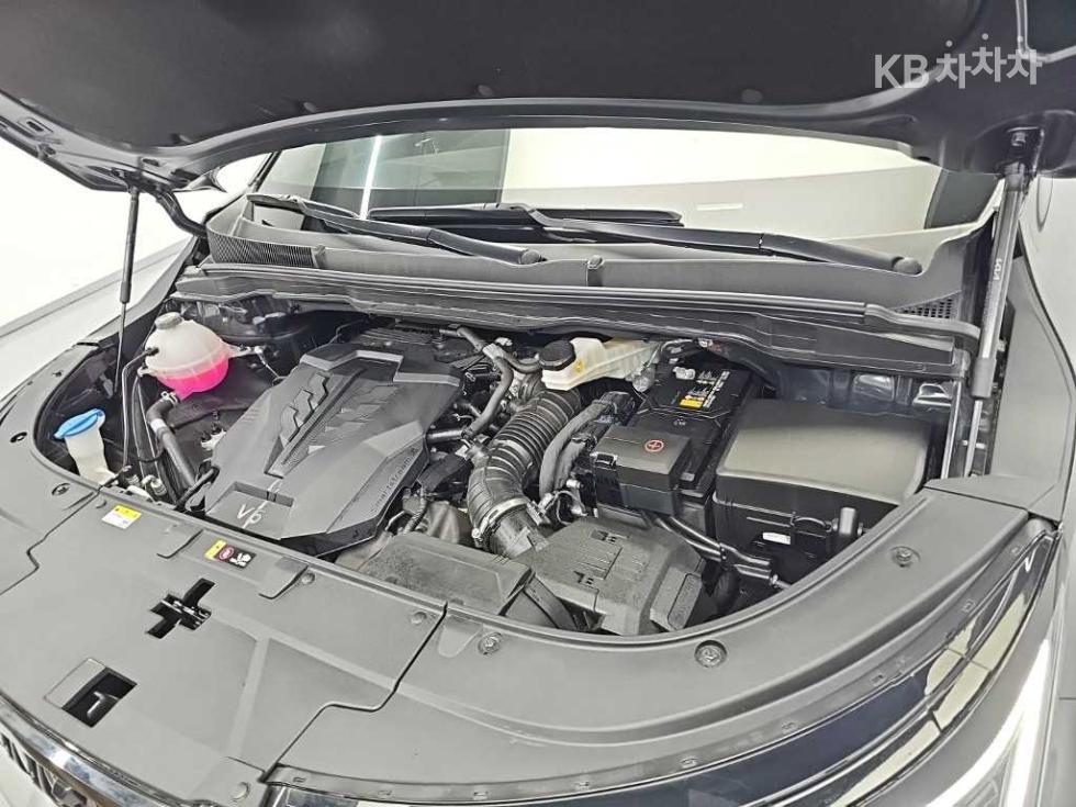 Kia Carnival — miniaturë 5