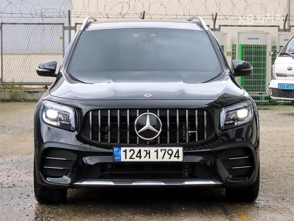 Mercedes-Benz GLB-Class