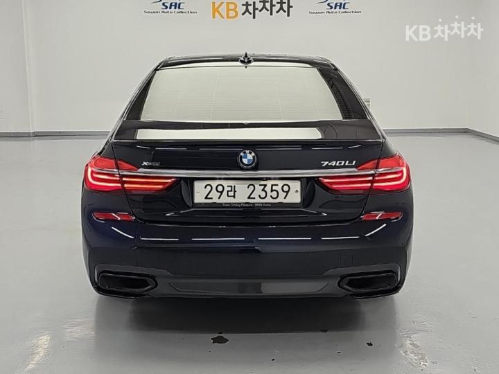 BMW 7er — miniaturë 3