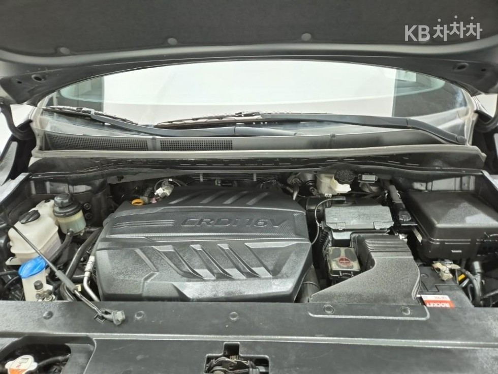 Kia Carnival — miniaturë 5