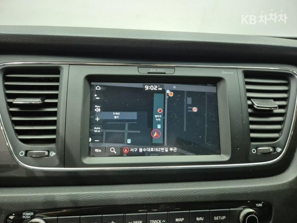 Kia Carnival — miniaturë 13