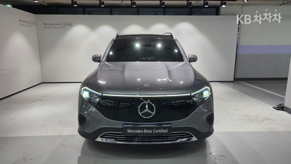 벤츠 EQB 2025년식 벤츠 EQB (X243) EQB 300 4Matic 프로그레시브