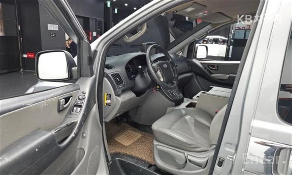 Hyundai Starex — miniaturë 11