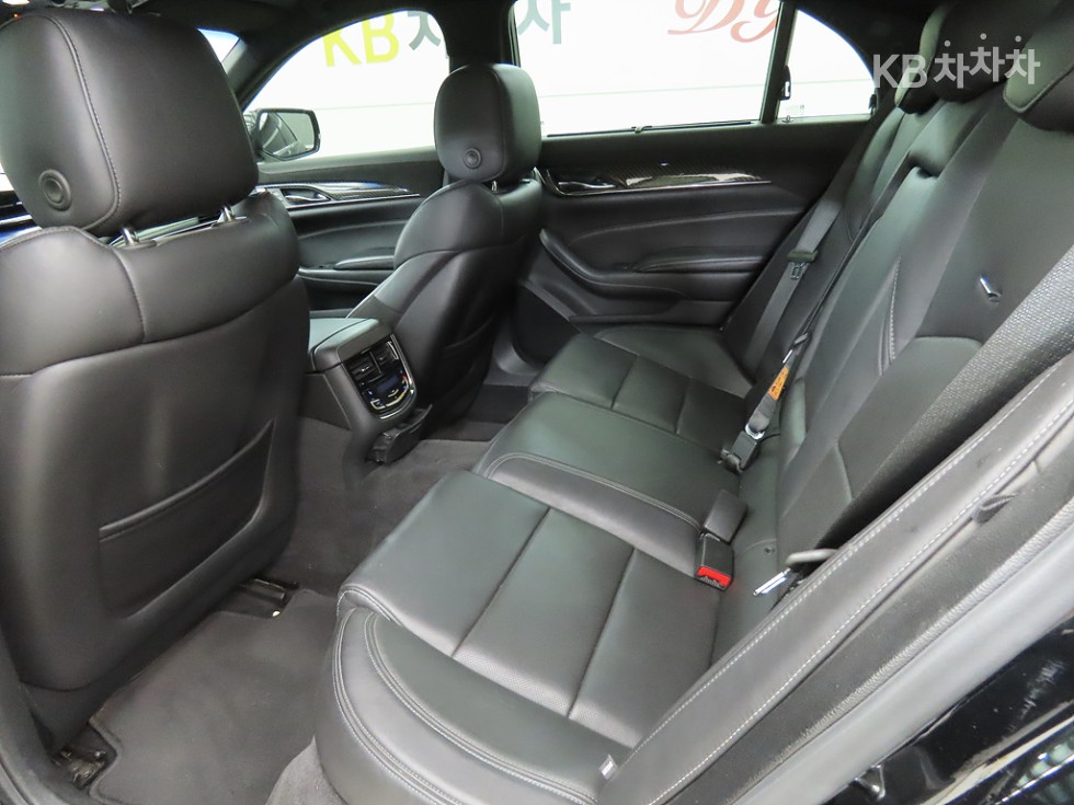 Cadillac CTS — miniaturë 6