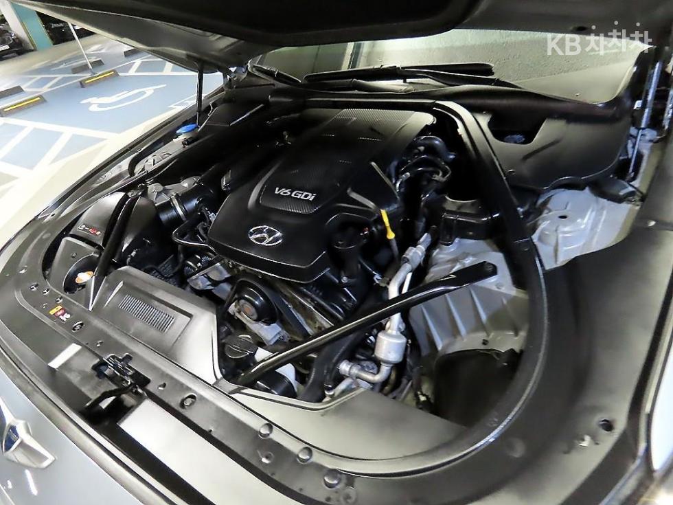 Hyundai Genesis — miniaturë 19