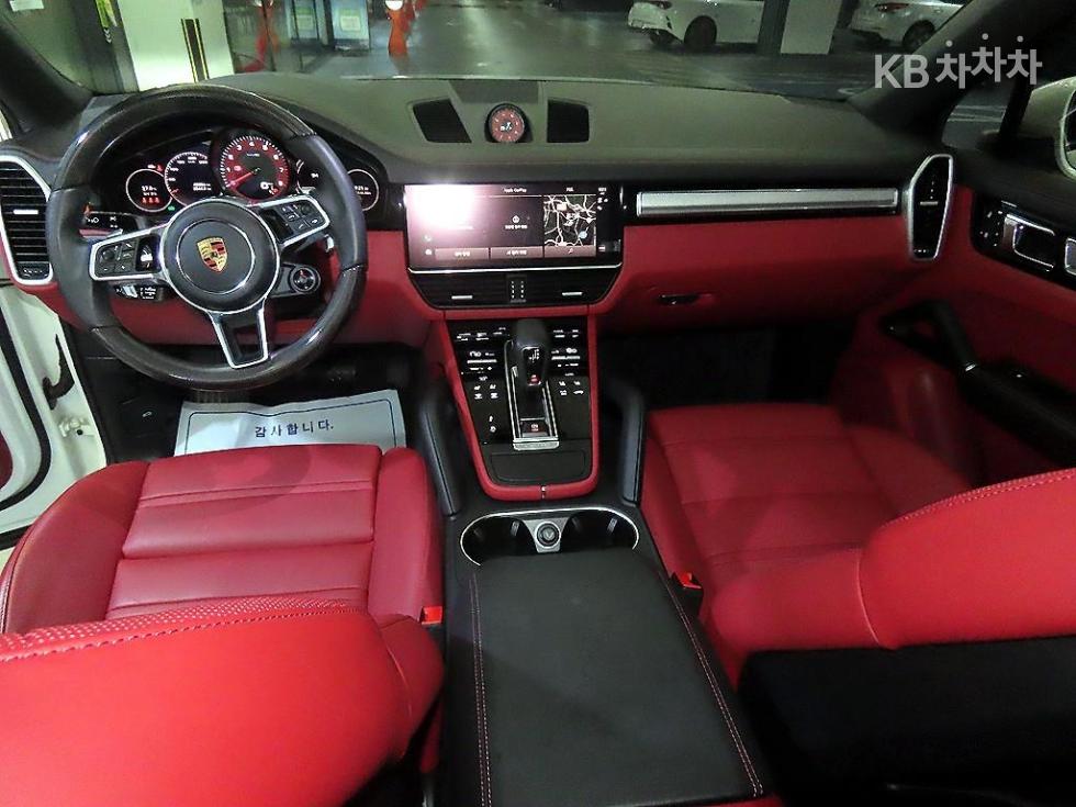 Porsche Cayenne — miniaturë 10