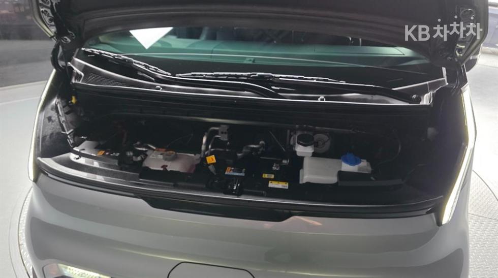 Kia PV5 — miniaturë 16