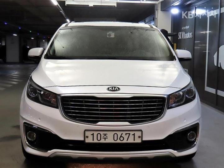 Kia Carnival — miniaturë 2
